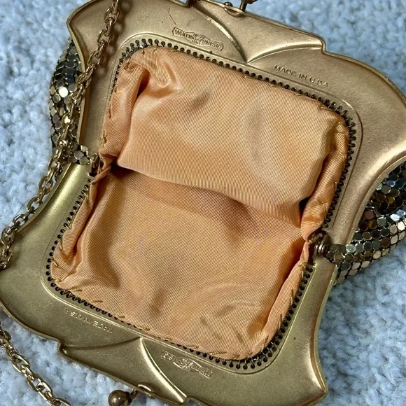 Vintage Whiting & Davis Metal Mesh Chain Mail Coin Purse KISS Lock - Picture 5 of 8